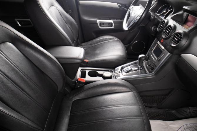 Opel Antara I Рестайлинг с пробегом 2012 года, цена 1 269 000 рублей, 132000 км, внедорожник, Автокод Объявления