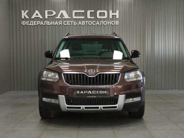Skoda Yeti I Рестайлинг с пробегом 2018 года, цена 1 335 000 рублей, 238838 км, внедорожник, Автокод Объявления