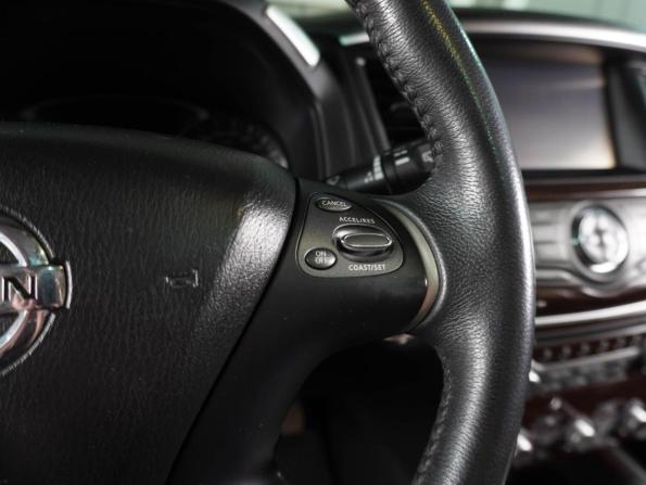 Nissan Pathfinder IV с пробегом 2015 года, цена 1 849 000 рублей, 126670 км, внедорожник, Автокод Объявления