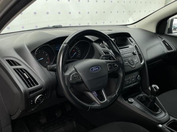 Ford Focus III Рестайлинг с пробегом 2017 года, цена 1 350 000 рублей, 78249 км, хэтчбек, Автокод Объявления
