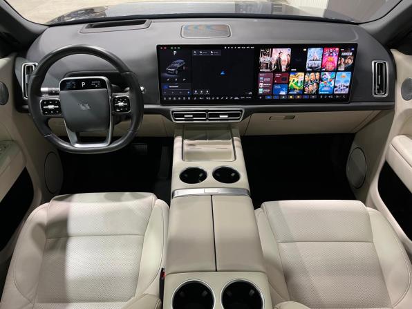 Li Auto (Lixiang) L9 I с пробегом 2023 года, цена 7 340 000 рублей, 26408 км, внедорожник, Автокод Объявления