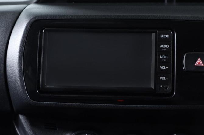Toyota Vitz III (XP130) Рестайлинг 2 с пробегом 2018 года, цена 1 199 000 рублей, 71000 км, хэтчбек, Автокод Объявления