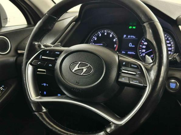 Hyundai Sonata VIII (DN8) с пробегом 2021 года, цена 1 350 000 рублей, 392019 км, седан, Автокод Объявления