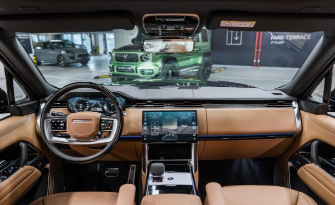 Новый Land Rover Range Rover V 2026 года, цена 24 300 000 рублей, внедорожник, Автокод Объявления