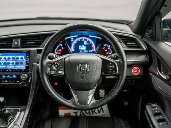 Honda Civic X с пробегом 2018 года, цена 1 820 000 рублей, 117947 км, хэтчбек, Автокод Объявления