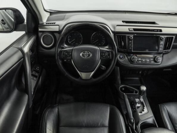 Toyota RAV4 IV (XA40) Рестайлинг с пробегом 2016 года, цена 2 759 000 рублей, 108861 км, внедорожник, Автокод Объявления