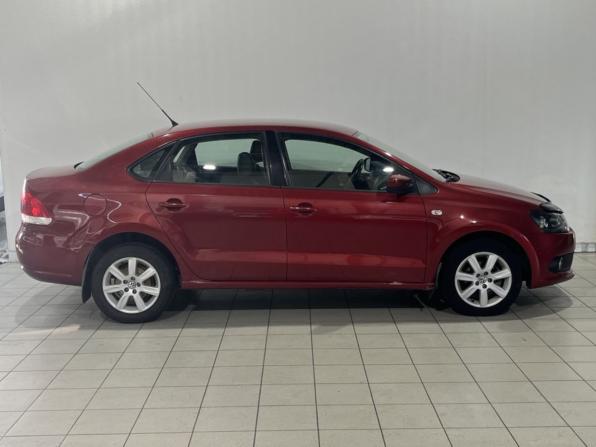 Volkswagen Polo V с пробегом 2011 года, цена 655 000 рублей, 255619 км, седан, Автокод Объявления