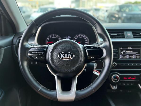 Kia Rio IV Рестайлинг с пробегом 2021 года, цена 1 700 000 рублей, 50080 км, хэтчбек, Автокод Объявления
