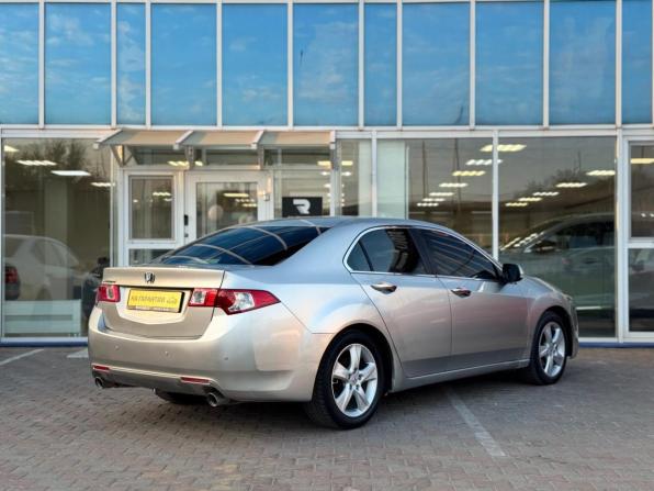 Honda Accord VIII с пробегом 2008 года, цена 890 000 рублей, 303676 км, седан, Автокод Объявления