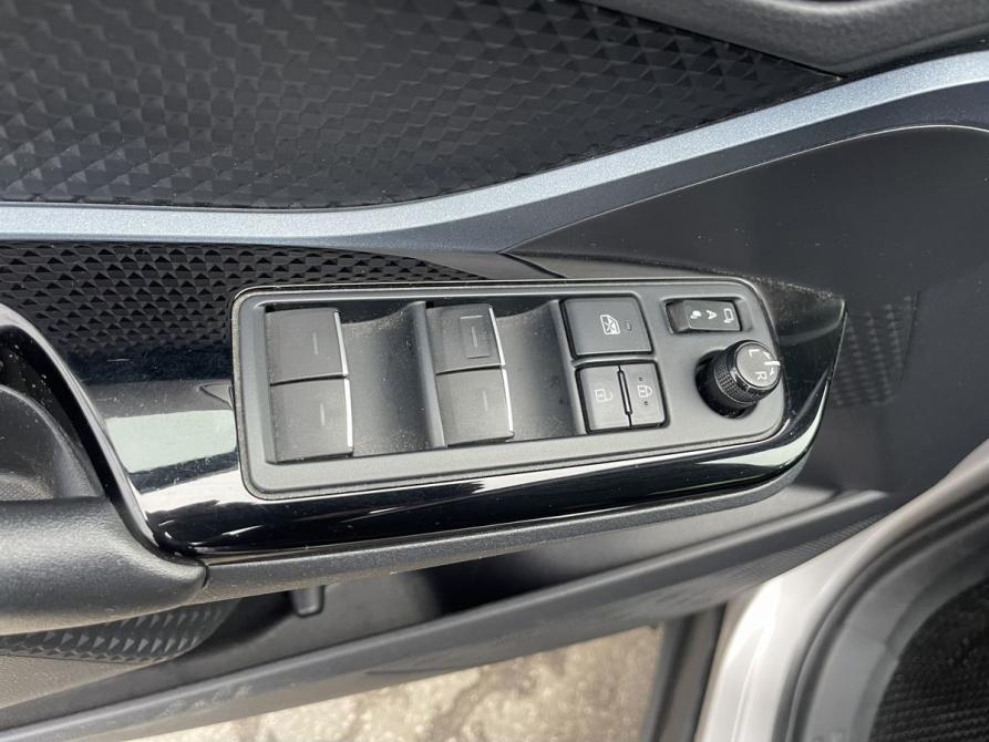 Toyota C-HR I Владимир  - изображение 11
