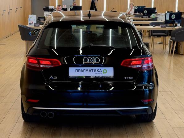 Audi A3 III (8V) Рестайлинг с пробегом 2017 года, цена 1 358 000 рублей, 234300 км, хэтчбек, Автокод Объявления