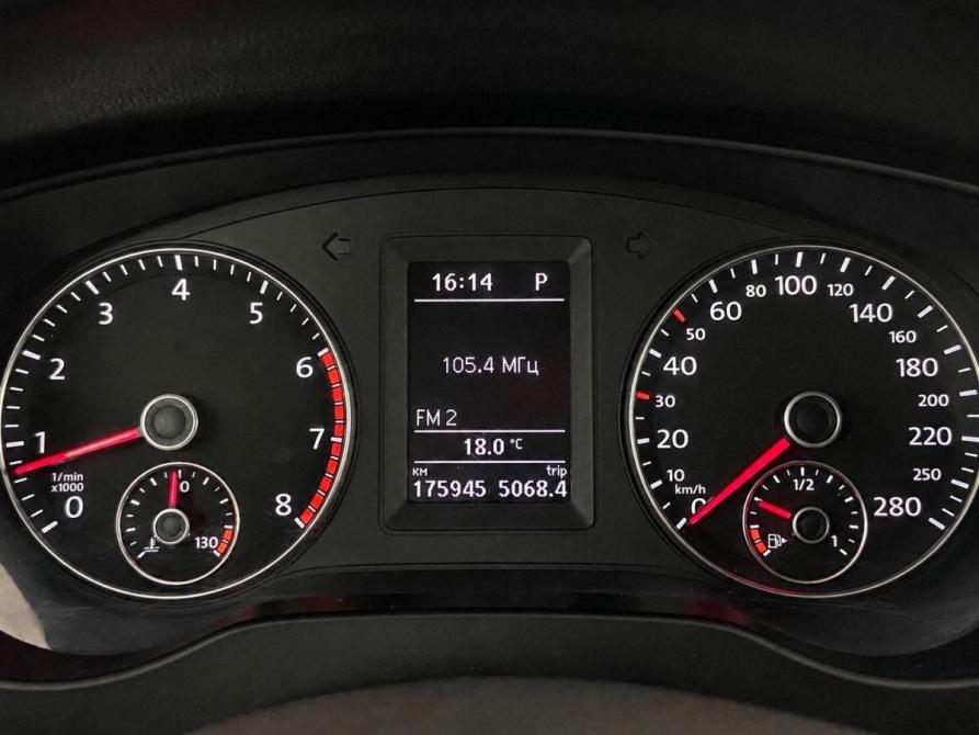 Volkswagen Jetta VI Псков  - изображение 10