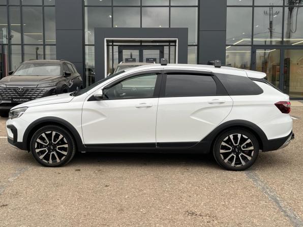 Lada (ВАЗ) Vesta I Рестайлинг (NG) с пробегом 2024 года, цена 1 549 000 рублей, 12100 км, универсал, Автокод Объявления