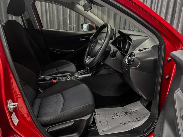 Mazda Demio IV (DJ) с пробегом 2014 года, цена 899 000 рублей, 117000 км, хэтчбек, Автокод Объявления