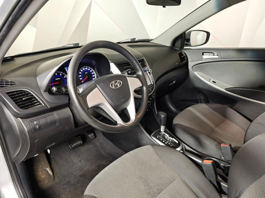 Hyundai Solaris I Москва  - изображение 18