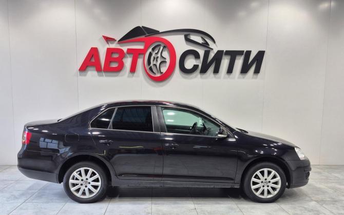 Volkswagen Jetta V с пробегом 2010 года, цена 699 000 рублей, 245200 км, седан, Автокод Объявления