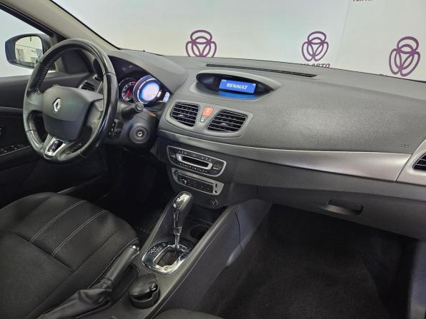 Renault Megane III Рестайлинг с пробегом 2014 года, цена 845 000 рублей, 134238 км, хэтчбек, Автокод Объявления