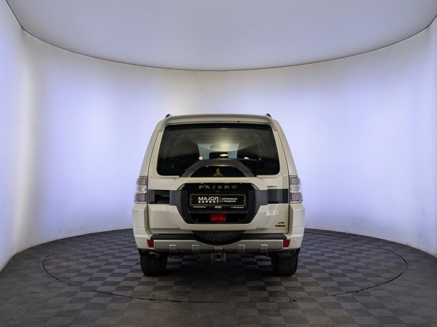 Mitsubishi Pajero IV Рестайлинг 2 Москва  - изображение 6