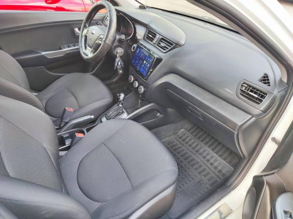 Kia Rio III с пробегом 2015 года, цена 930 000 рублей, 167624 км, седан, Автокод Объявления