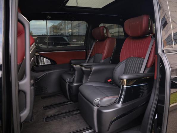 GAC M8 с пробегом 2024 года, цена 4 499 000 рублей, 21000 км, минивэн, Автокод Объявления