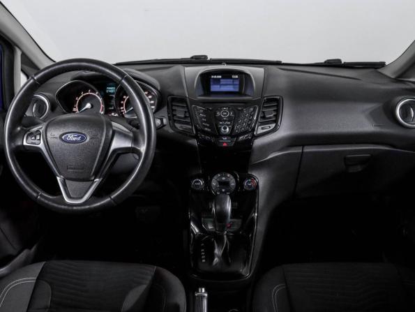 Ford Fiesta Mk6 Рестайлинг с пробегом 2015 года, цена 960 000 рублей, 74506 км, хэтчбек, Автокод Объявления