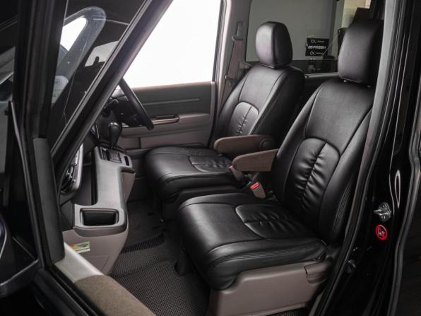Honda Stepwgn V с пробегом 2015 года, цена 1 849 000 рублей, 151719 км, минивэн, Автокод Объявления