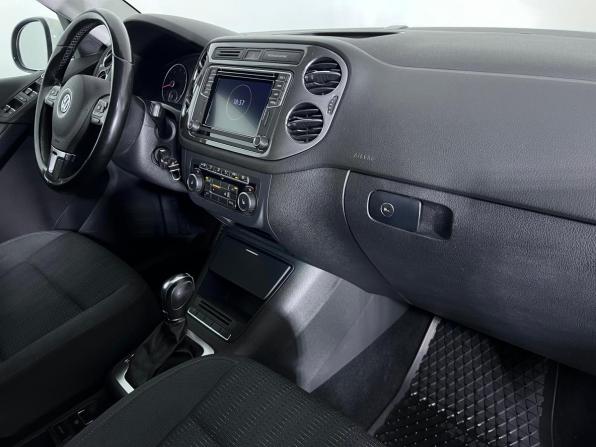 Volkswagen Tiguan I Рестайлинг с пробегом 2012 года, цена 1 490 000 рублей, 135200 км, внедорожник, Автокод Объявления