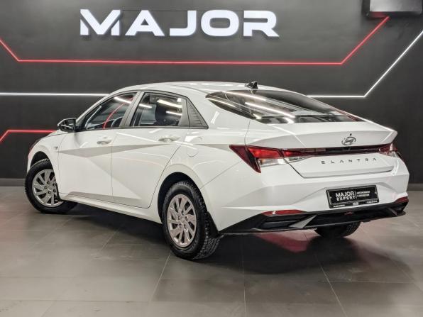 Hyundai Elantra VII (CN7) с пробегом 2022 года, цена 2 320 000 рублей, 37981 км, седан, Автокод Объявления