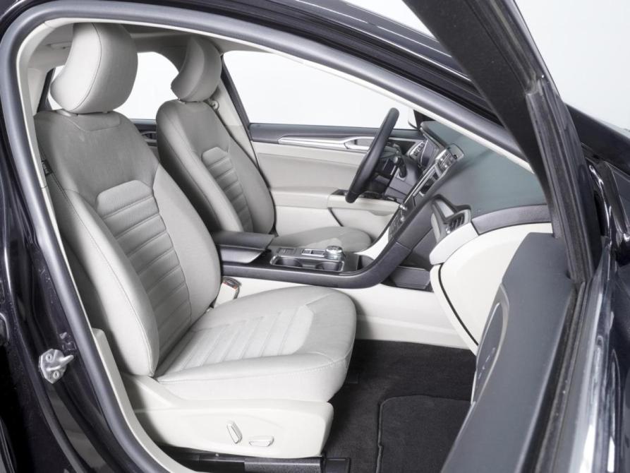 Ford Fusion (North America) II Рестайлинг Ростов-на-Дону  - изображение 8