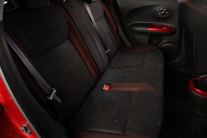 Nissan Juke I с пробегом 2012 года, цена 1 169 000 рублей, 74904 км, внедорожник, Автокод Объявления