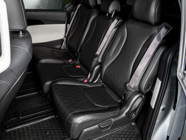 Kia Carnival IV с пробегом 2021 года, цена 4 349 000 рублей, 38781 км, минивэн, Автокод Объявления