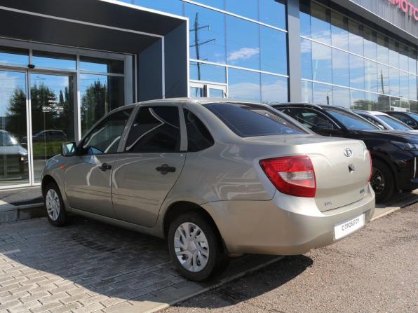 Lada (ВАЗ) Granta I с пробегом 2013 года, цена 350 000 рублей, 177553 км, седан, Автокод Объявления