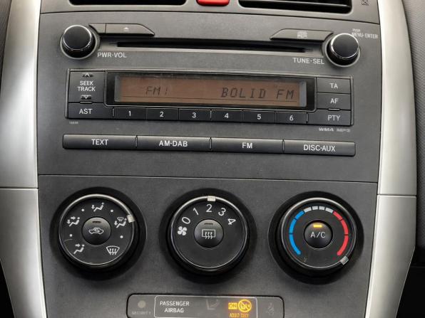 Toyota Auris I Рестайлинг с пробегом 2011 года, цена 997 000 рублей, 170398 км, хэтчбек, Автокод Объявления
