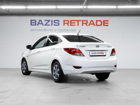 Hyundai Solaris I с пробегом 2014 года, цена 899 000 рублей, 101766 км, седан, Автокод Объявления