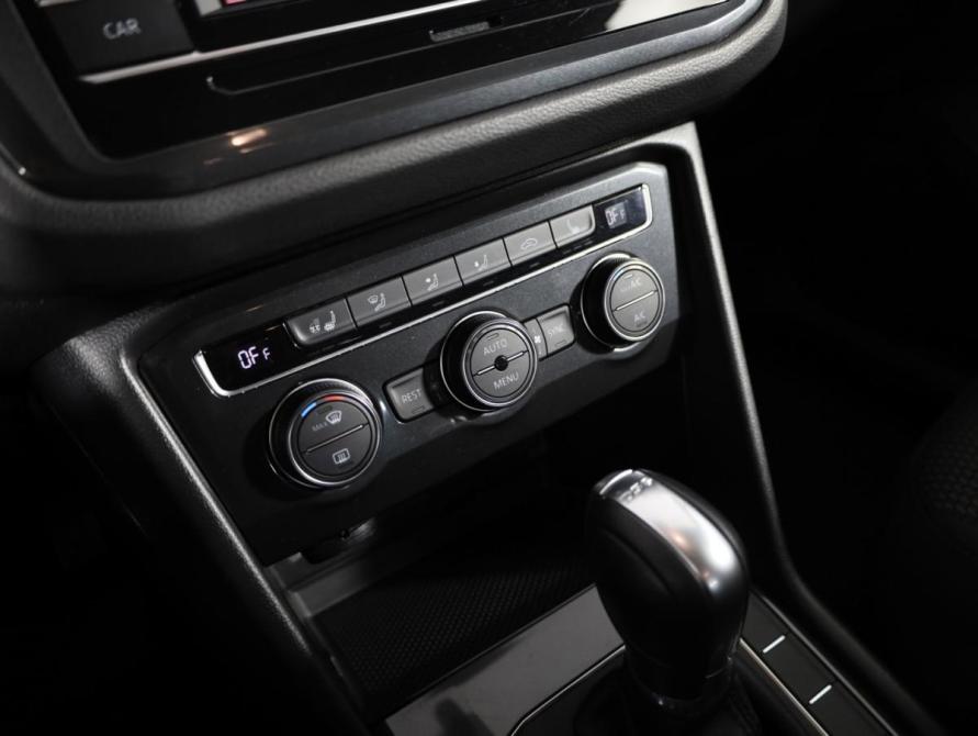 Volkswagen Tiguan II Санкт-Петербург  - изображение 21