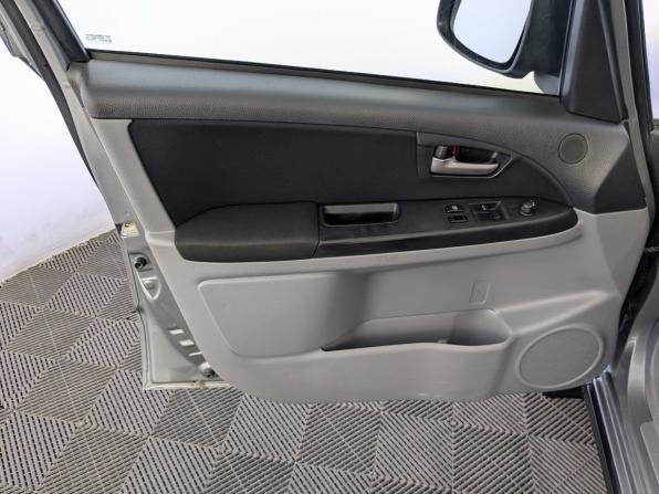 Suzuki SX4 I (Classic) Рестайлинг с пробегом 2013 года, цена 825 000 рублей, 205822 км, хэтчбек, Автокод Объявления