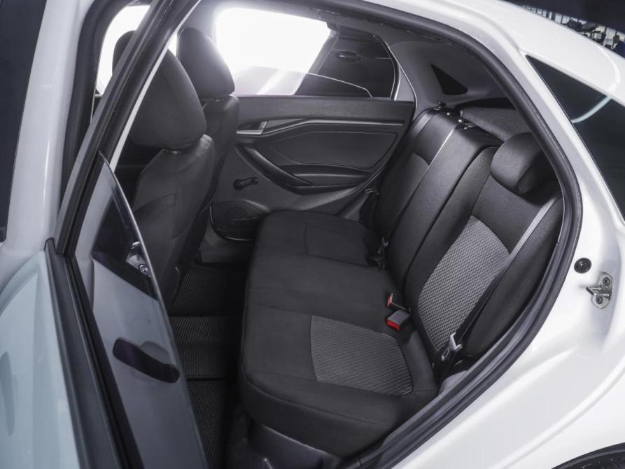 Lada (ВАЗ) Vesta I Ростов-на-Дону  - изображение 9