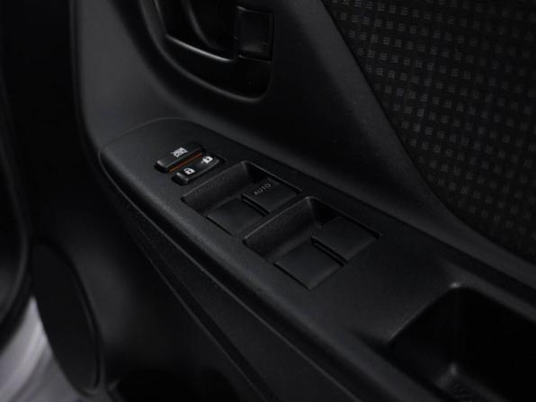 Toyota Vitz III (XP130) Рестайлинг 2 с пробегом 2018 года, цена 1 134 055 рублей, 104727 км, хэтчбек, Автокод Объявления