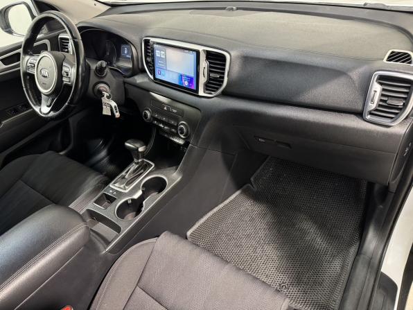 Kia Sportage IV с пробегом 2017 года, цена 1 749 800 рублей, 204000 км, внедорожник, Автокод Объявления