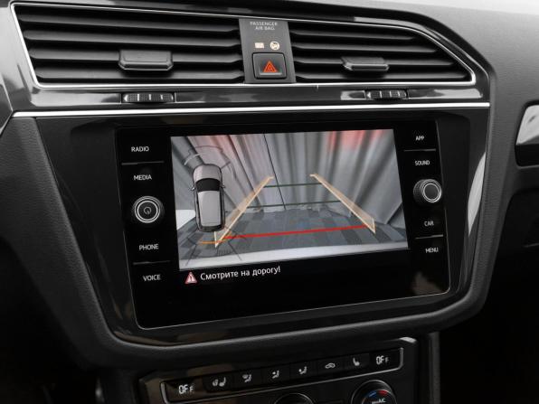 Volkswagen Tiguan II с пробегом 2018 года, цена 2 440 000 рублей, 102223 км, внедорожник, Автокод Объявления
