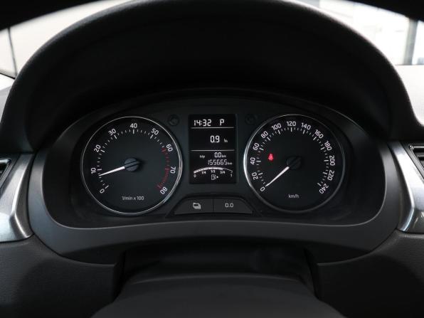 Skoda Rapid I с пробегом 2014 года, цена 949 000 рублей, 155350 км, лифтбек, Автокод Объявления