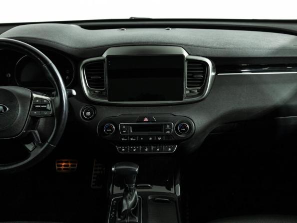 Kia Sorento III Prime Рестайлинг с пробегом 2018 года, цена 2 899 585 рублей, 118616 км, внедорожник, Автокод Объявления