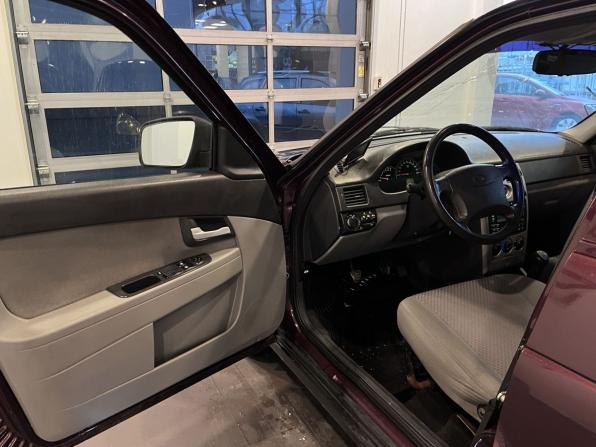 Lada (ВАЗ) Priora I с пробегом 2012 года, цена 218 000 рублей, 231505 км, хэтчбек, Автокод Объявления