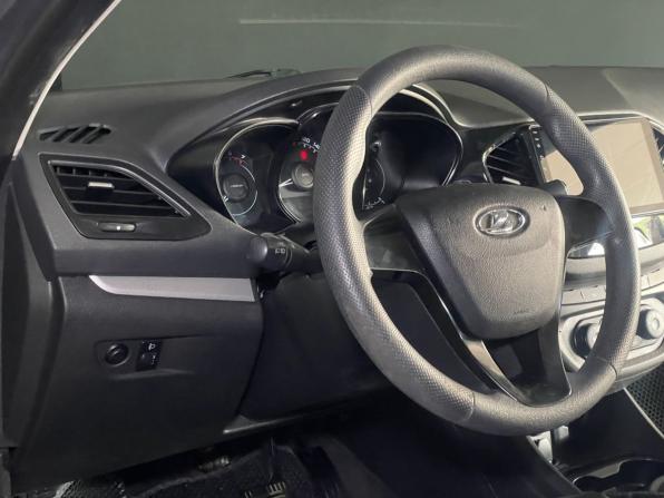 Lada (ВАЗ) Vesta I с пробегом 2015 года, цена 695 000 рублей, 98172 км, седан, Автокод Объявления