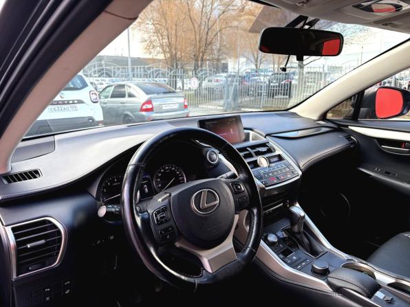 Lexus NX I с пробегом 2016 года, цена 2 850 000 рублей, 118927 км, внедорожник, Автокод Объявления