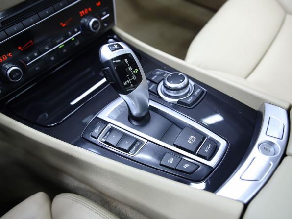 BMW 5 серии VI (F10/F11/F07) с пробегом 2013 года, цена 1 990 000 рублей, 250415 км, лифтбек, Автокод Объявления