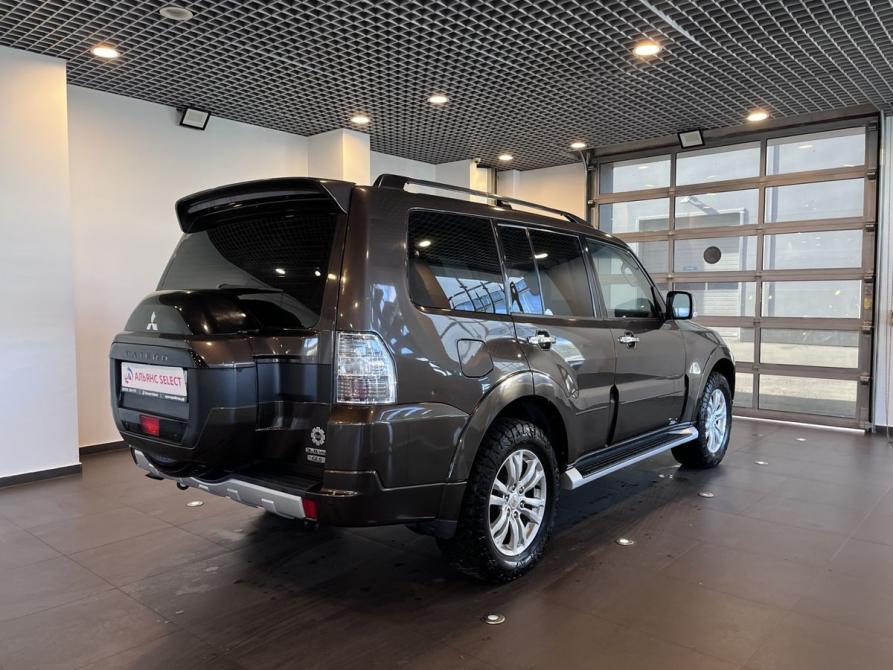 Mitsubishi Pajero IV Рестайлинг 2 Чебоксары  - изображение 3