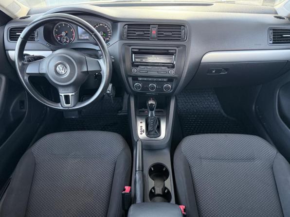 Volkswagen Jetta VI с пробегом 2013 года, цена 1 050 000 рублей, 173166 км, седан, Автокод Объявления