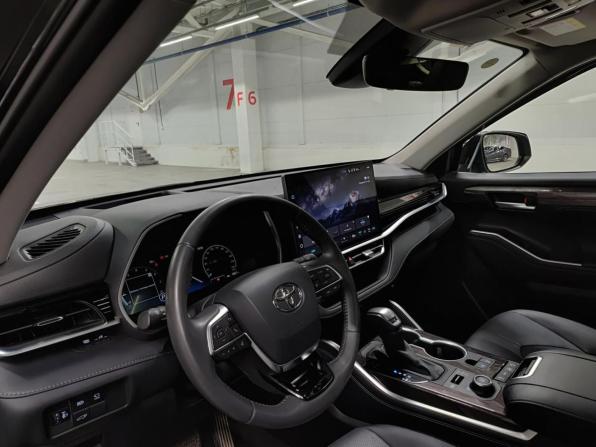 Toyota Highlander IV (XU70) с пробегом 2026 года, цена 4 990 000 рублей, 9651 км, внедорожник, Автокод Объявления