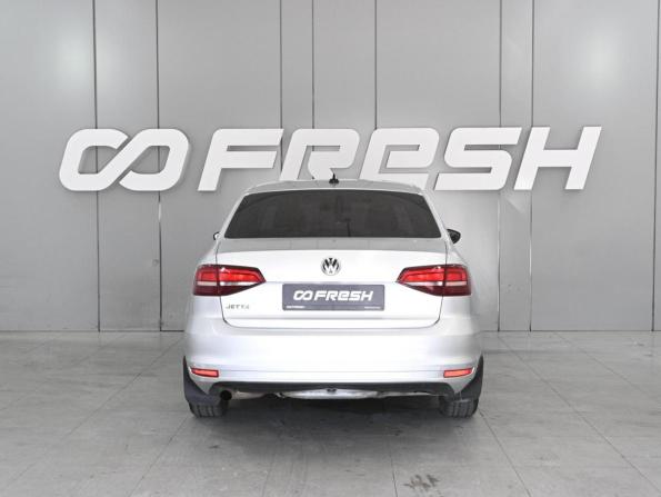 Volkswagen Jetta VI Рестайлинг с пробегом 2018 года, цена 1 549 000 рублей, 141771 км, седан, Автокод Объявления